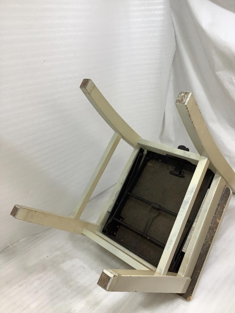 ※40442※背もたれ付きピアノ椅子（ホワイト）