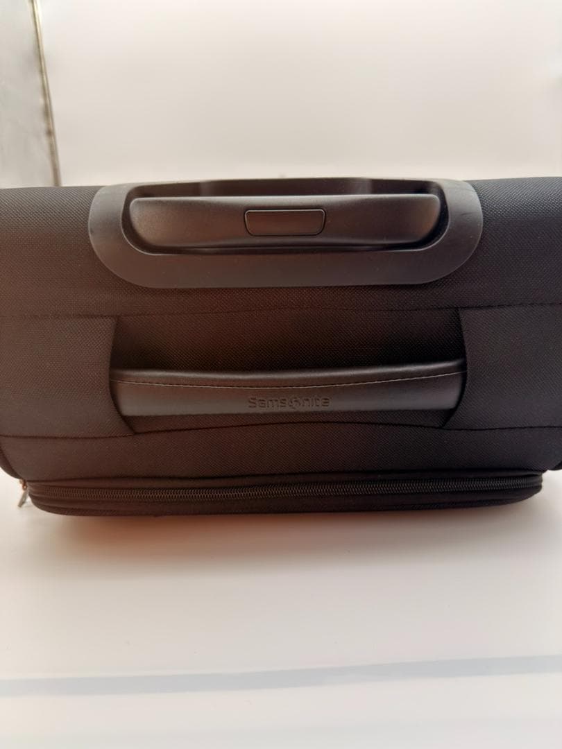 美品 4輪 サムソナイト ヴァイゴン キャリーケース 黒 機内持込可 軽量