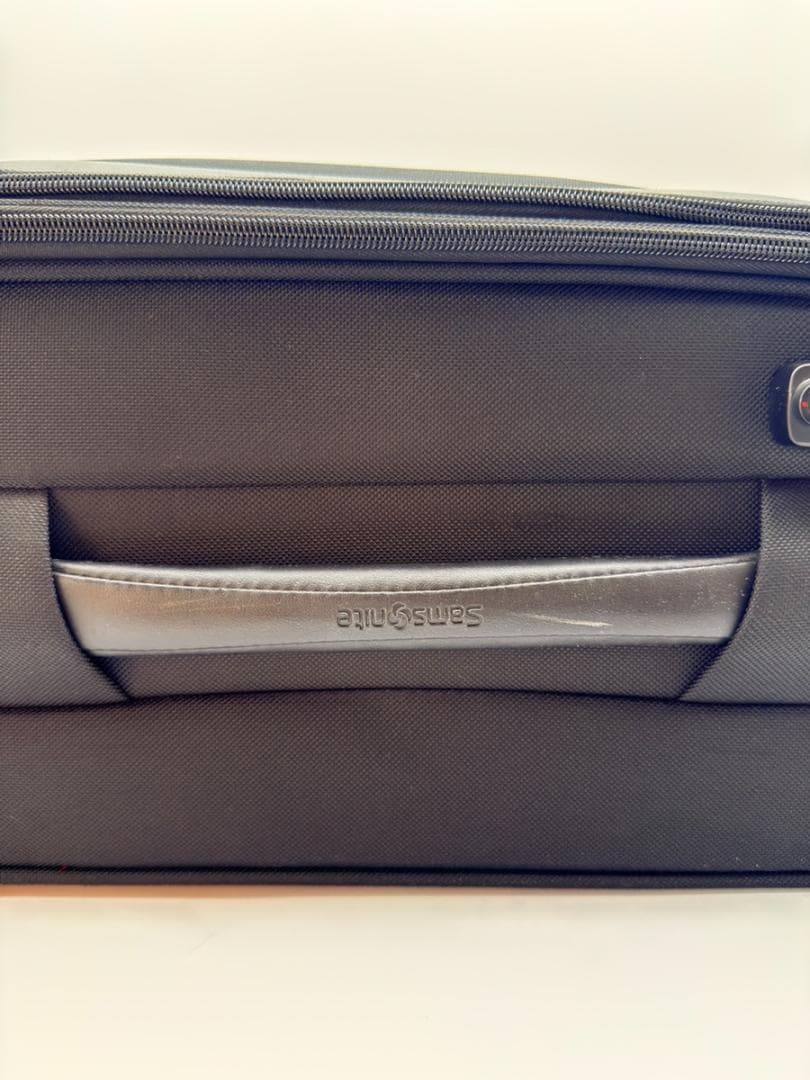 美品 4輪 サムソナイト ヴァイゴン キャリーケース 黒 機内持込可 軽量