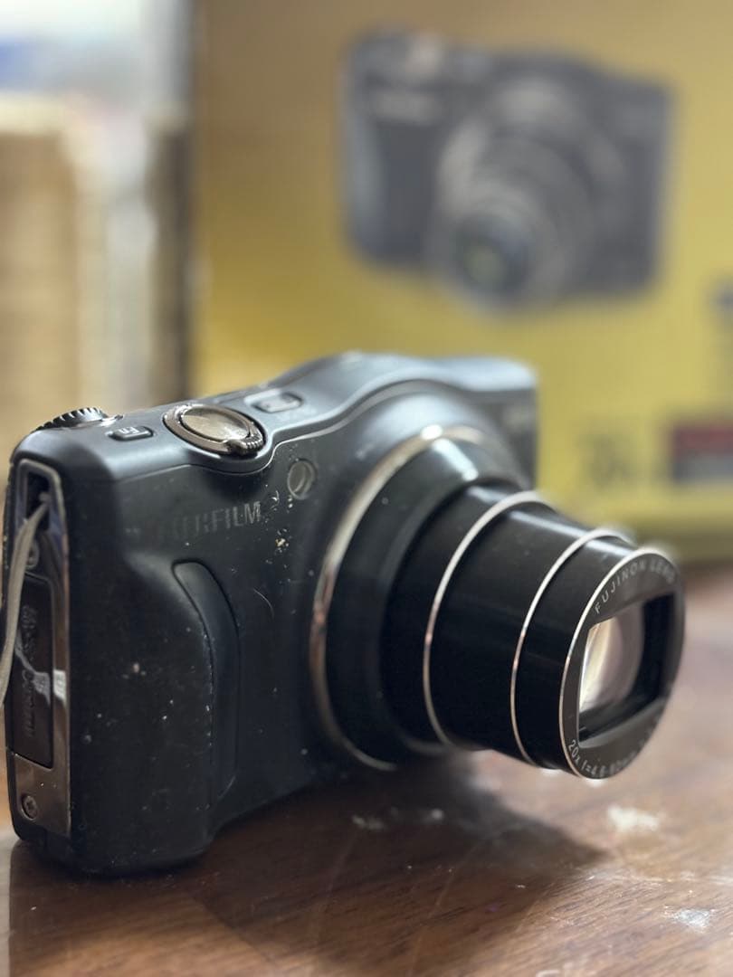 FUJIFILM デジタルカメラ FinePix F800EXR 黒