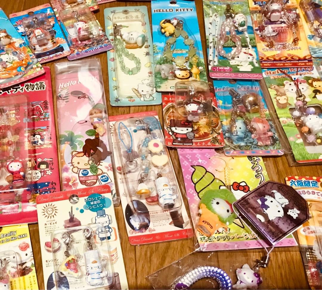 ハローキティ 超大量 ご当地＆コラボ 他 ストラップ