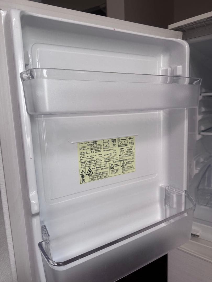 【美品】SHARP冷凍冷蔵庫 SJ-D14F-W 137L 1人暮らし