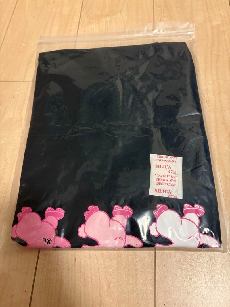 【新品】未開封New Jeans ニュージーンズ 公式Tシャツ NJZ