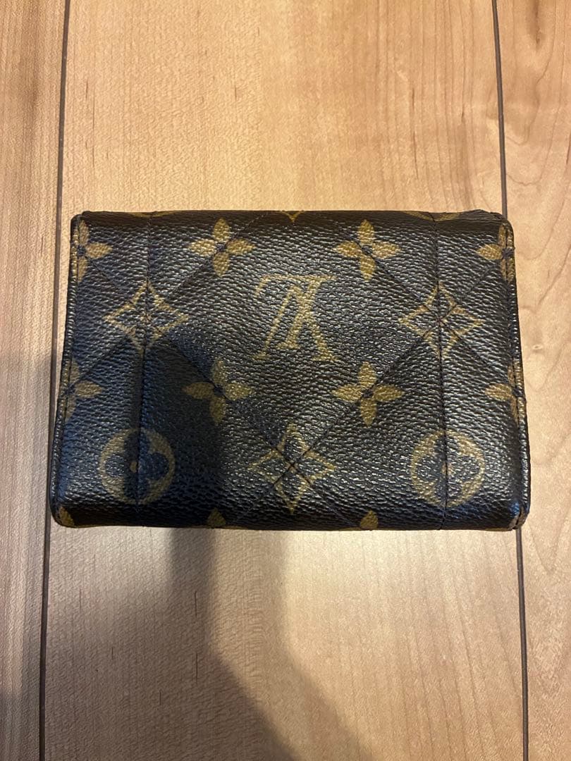 Louis Vuitton モノグラム 二つ折り財布 ポルトフォイユ コンパクト