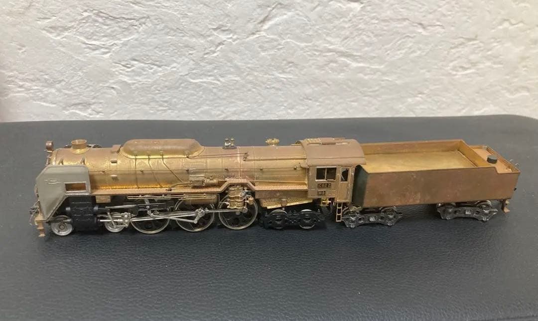 C62型蒸気機関車 HOゲージ 金色　カツミ製
