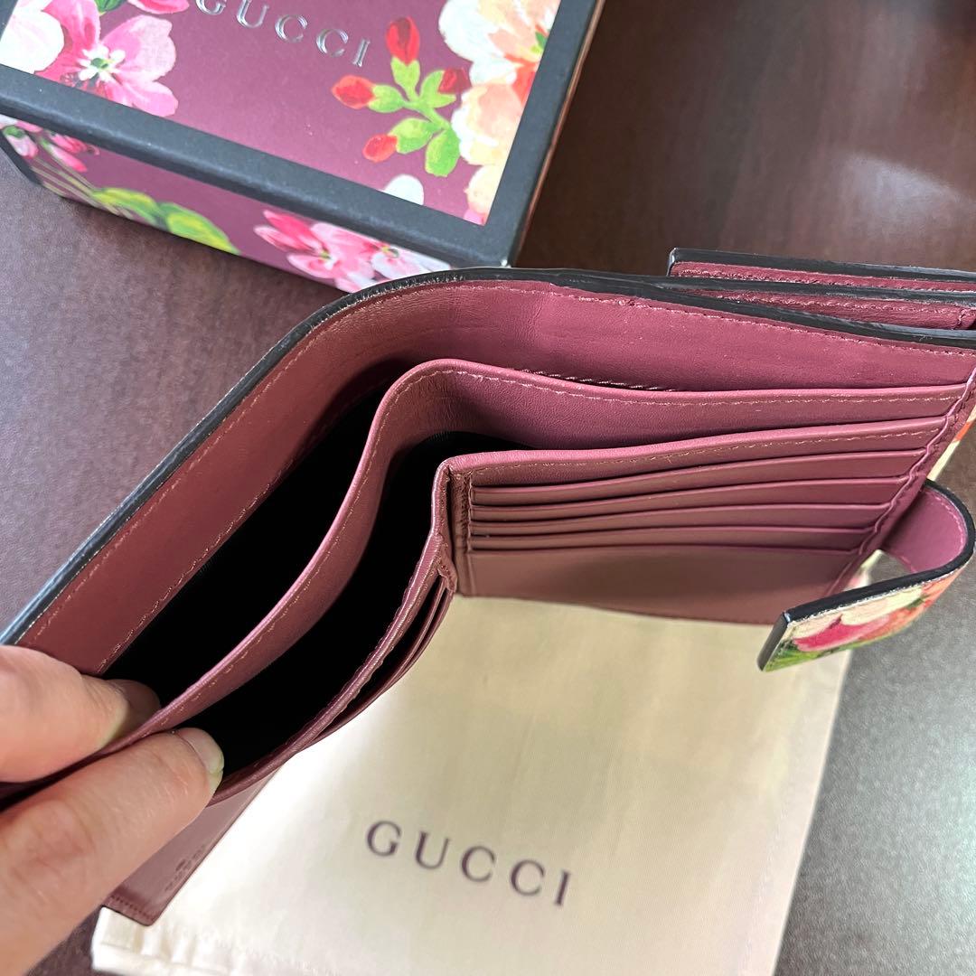 GUCCI フラワー コンパクトウォレット 二つ折り財布 桜