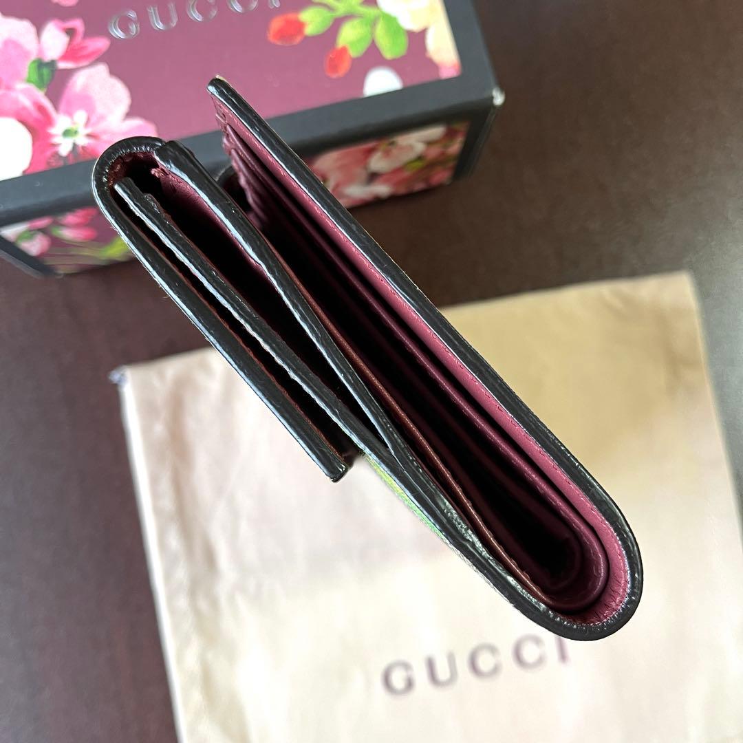 GUCCI フラワー コンパクトウォレット 二つ折り財布 桜