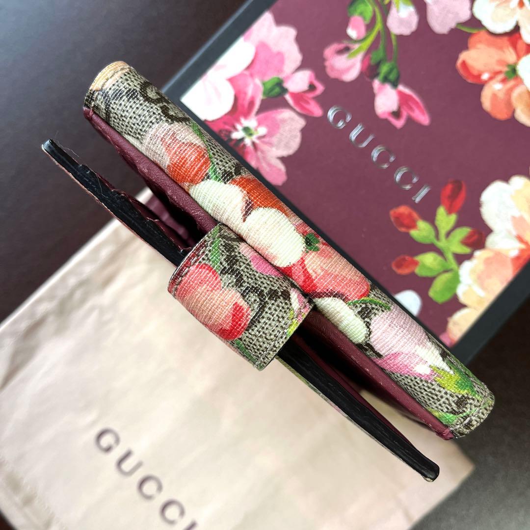 GUCCI フラワー コンパクトウォレット 二つ折り財布 桜