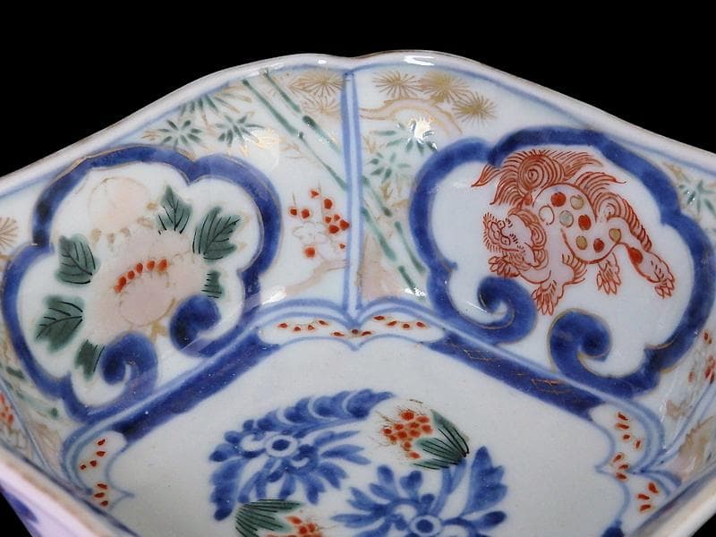 古伊万里　金襴手　窓絵　牡丹に獅子　松竹梅の図　四方角向付　B334AS-CVd