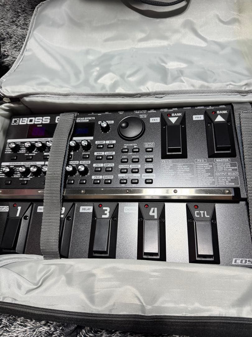 3日だけ値下げ！ギターマルチエフェクター　BOSS GT-8 超美品！
