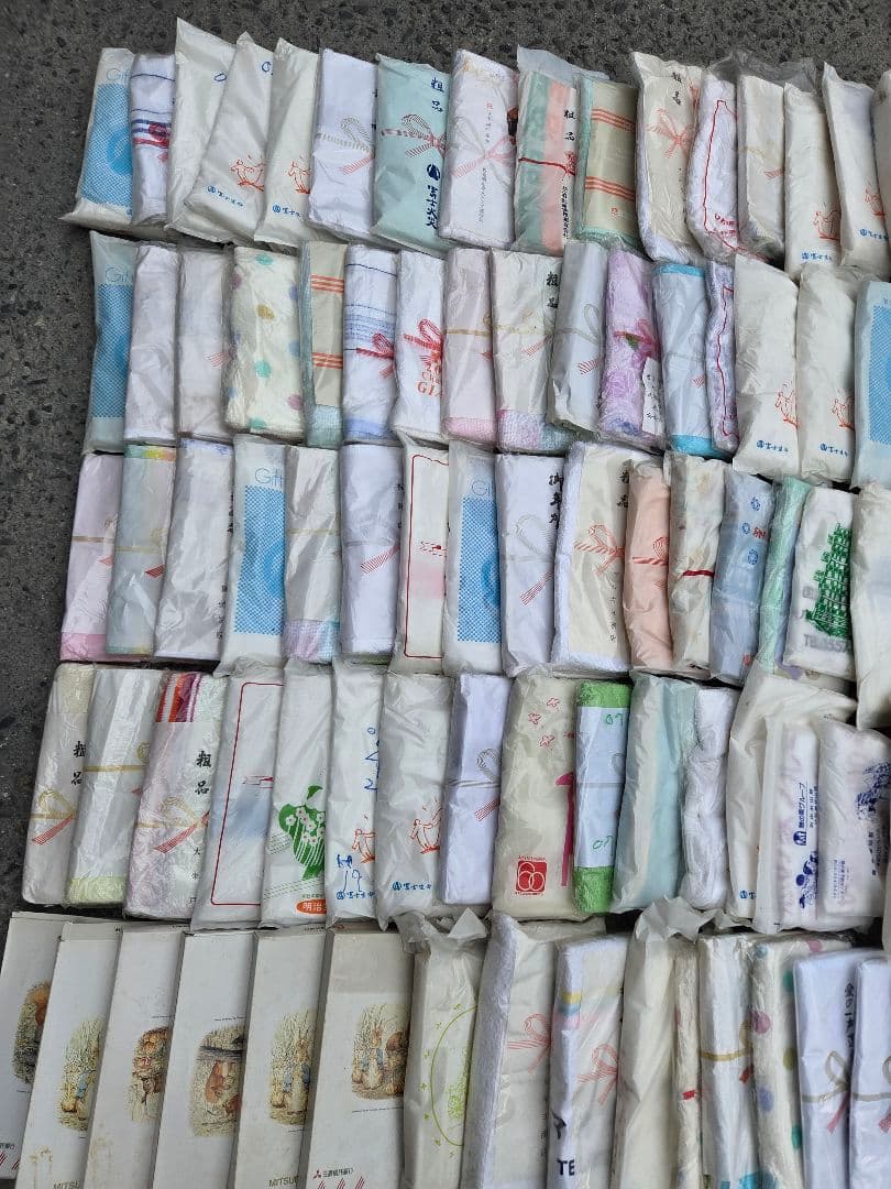 未開封未使用フェイスタオル　まとめ売り　89枚