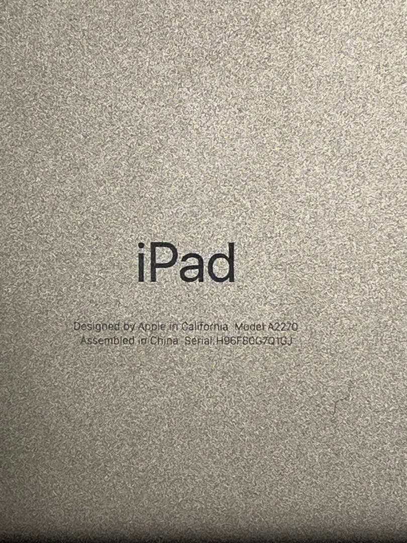 【ジャンク】Apple iPad (第8世代 モデル A2270) ゴールド
