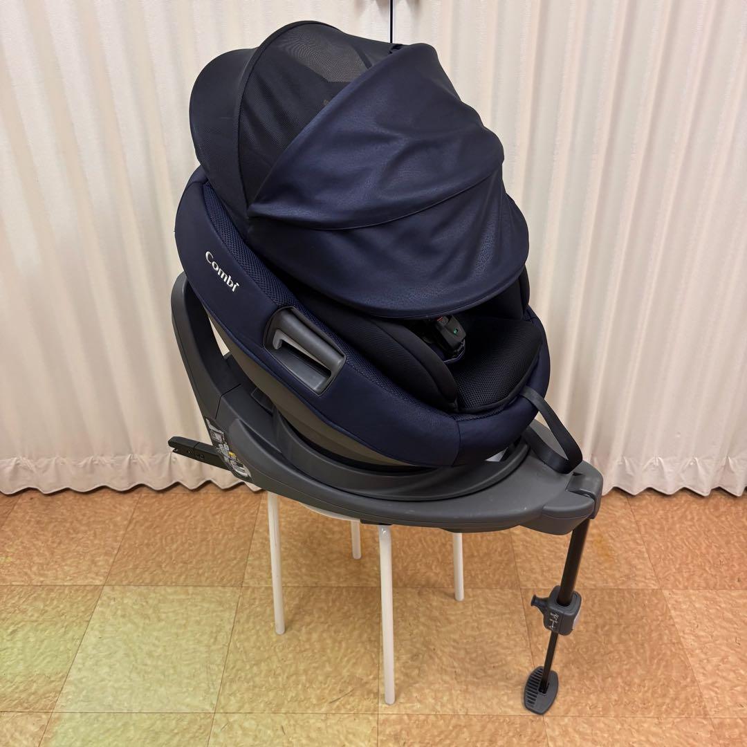 クリーニング済☆美品☆コンビ　新生児OK　THE　S　Air　ISOFIX　紺