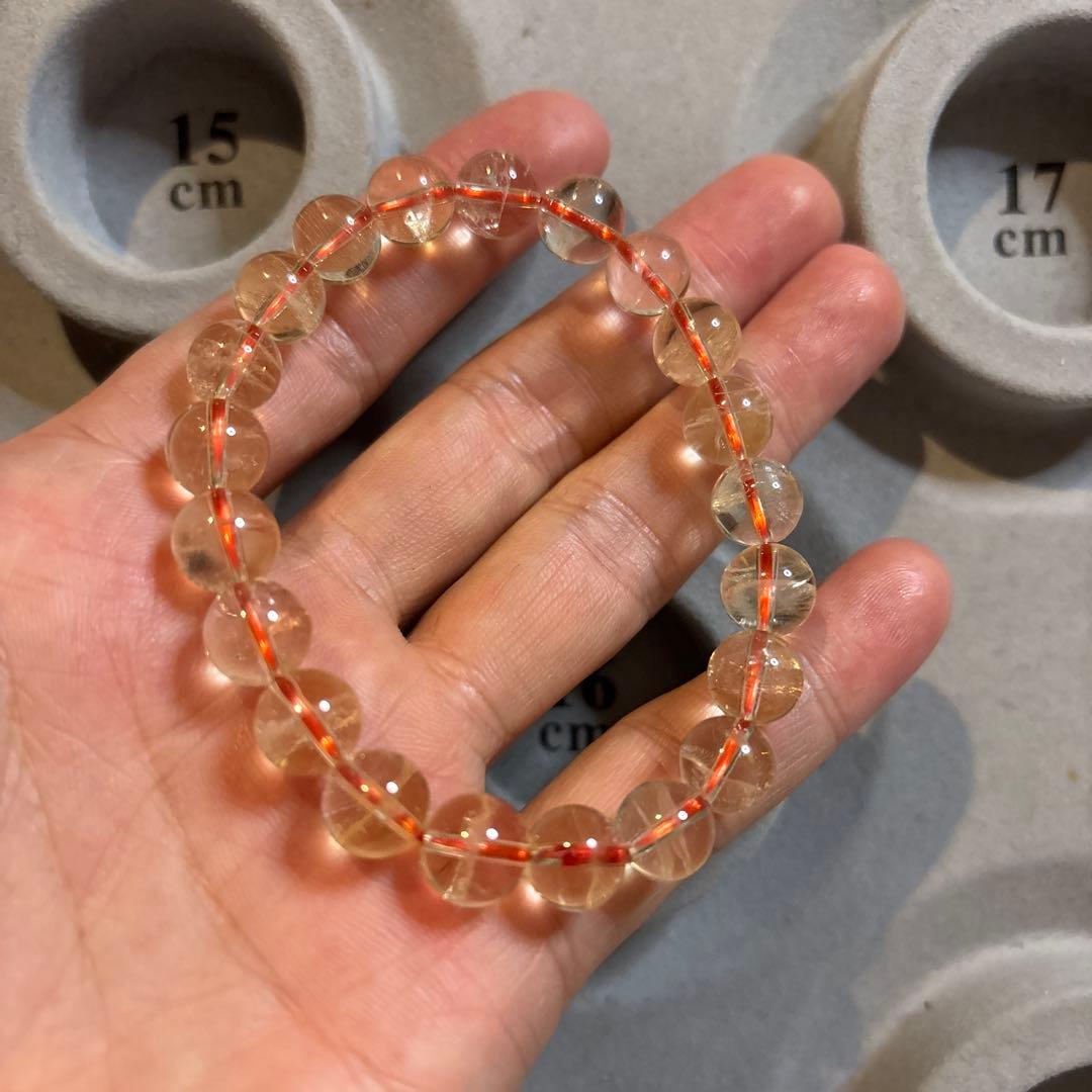 このシトリンたん綺麗！黄水晶とも言うよ！