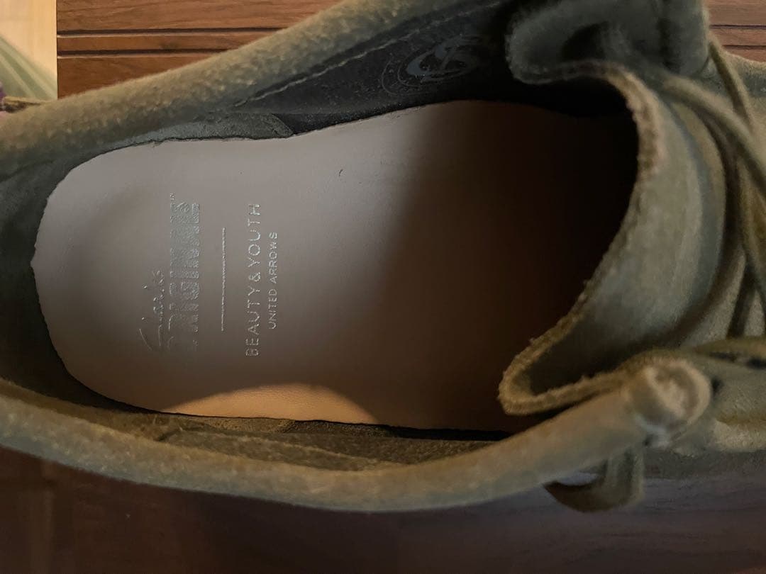 クラークスワラビー　カーキ色　UA BEAUTY & YOUTH別注品