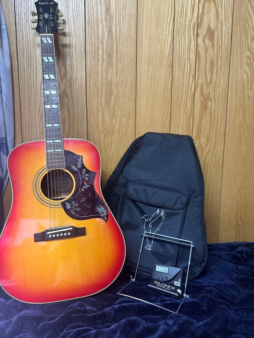 すずめの涙 希少Epiphone Hummingbird Aged