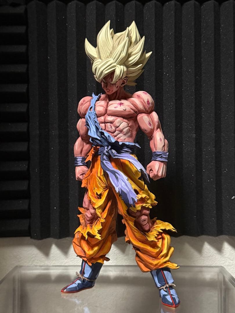 2*す様 ドラゴンボール フィギュア リペイント 超サイヤ人 孫悟空 二次元彩色