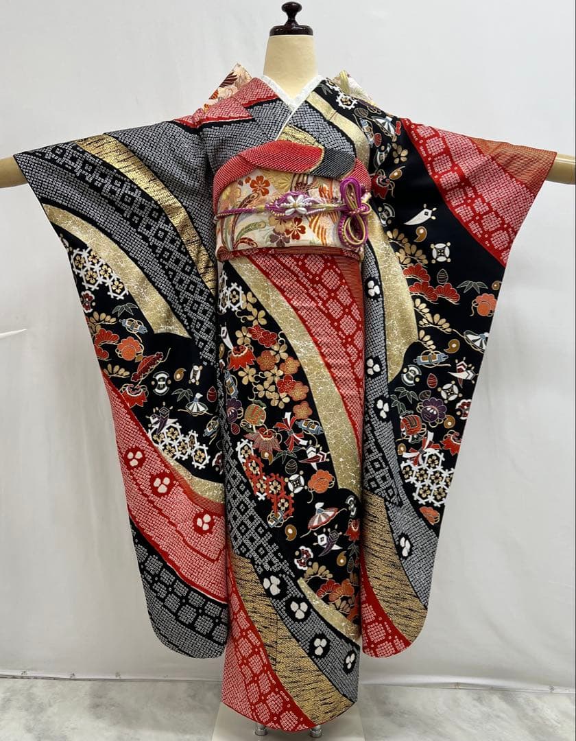 豪華　振り袖　フルセット　別誂長襦袢　成人式　金彩　宝づくし　刺繍　絞り　647