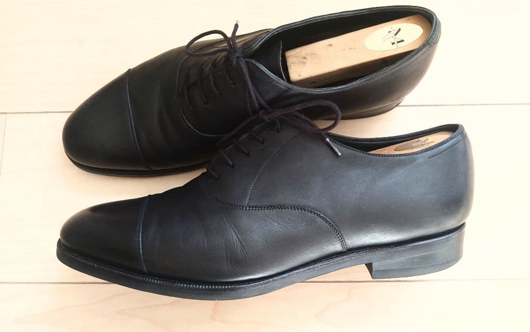 【RAYMAR】May ストレートチップ ブラック / Vibramソール