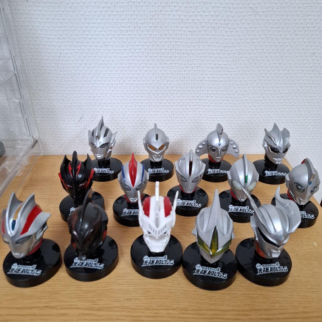 ウルトラマン 光の巨人マスクコレクション45個セット