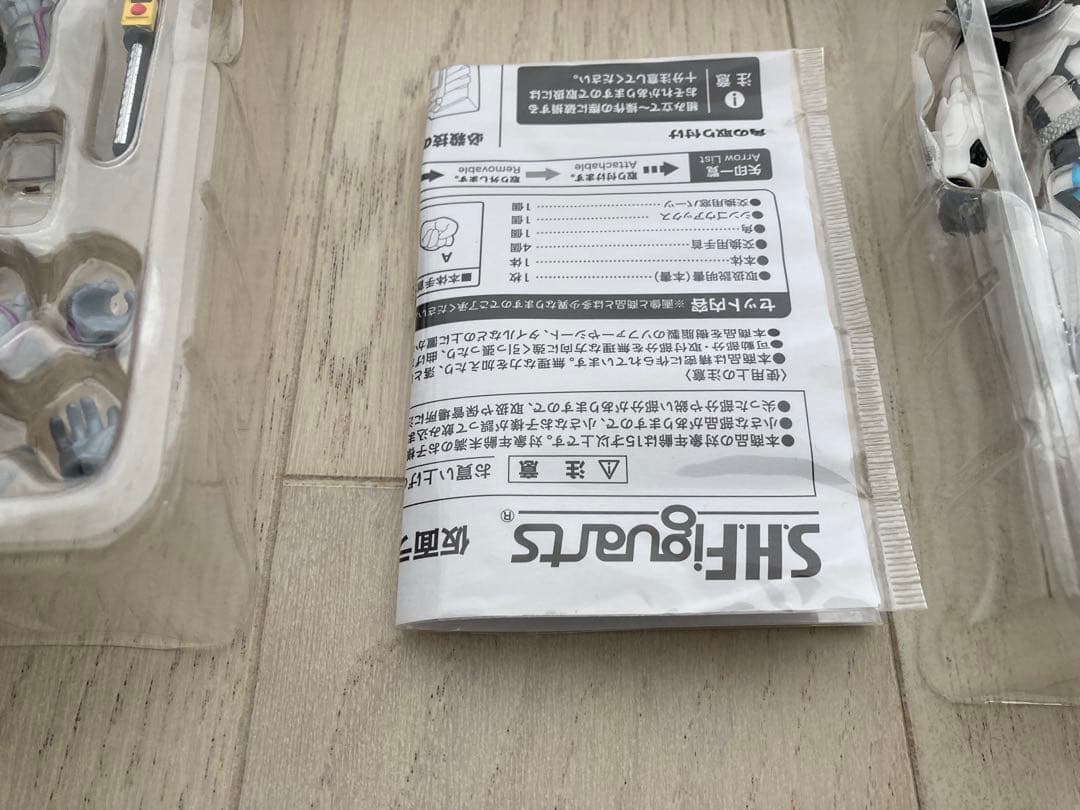 仮面ライダーチェイサー＆マッハ フィギュアセット　S.H.Figuarts