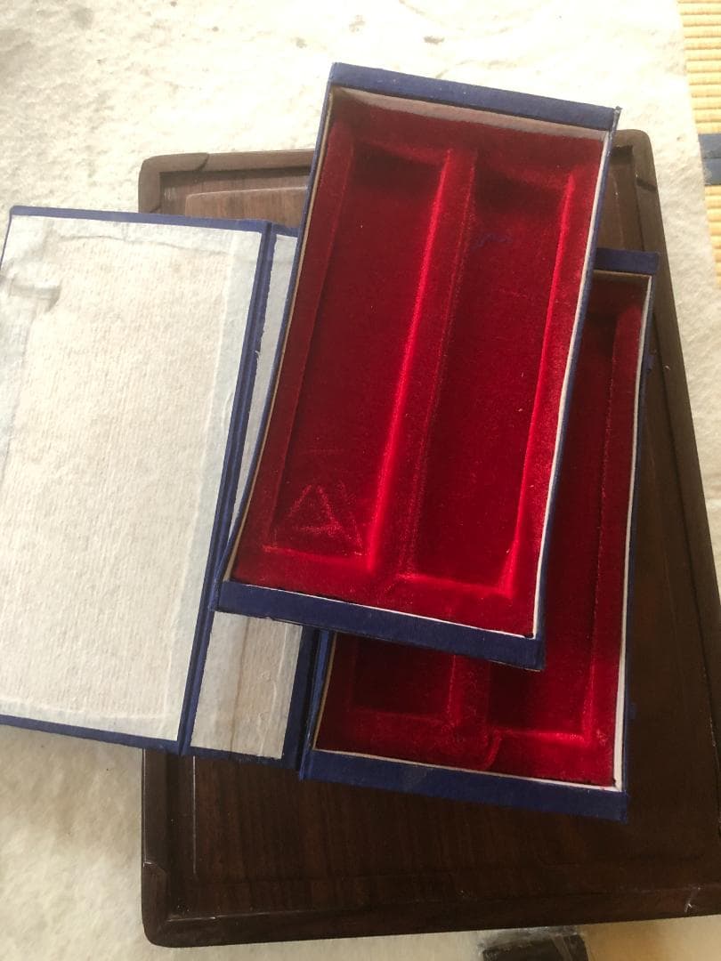 101油煙 大サイズ 177g/本×4 (呉昌碩の書画入)