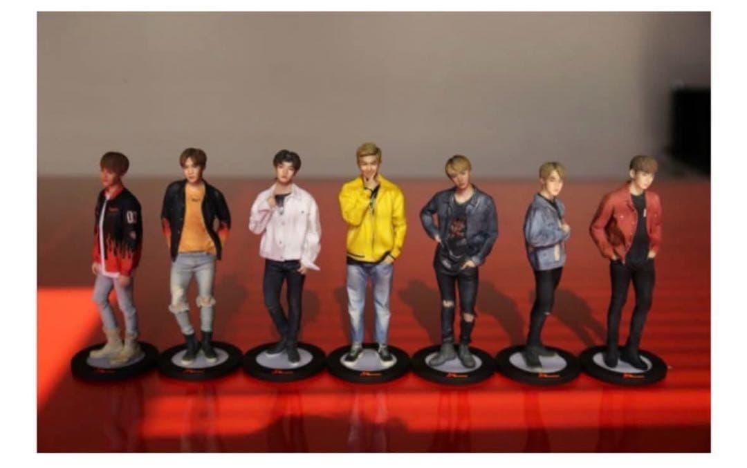 BTS 防弾少年団 SK telecom テレコム公式　フィギュア テヒョン V