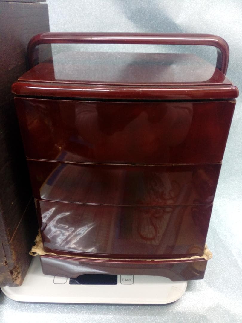 １８５３年江戸時代武家旧家蔵出天保年間他墨書有り朱色漆塗木製三段堤藍重箱当時物品