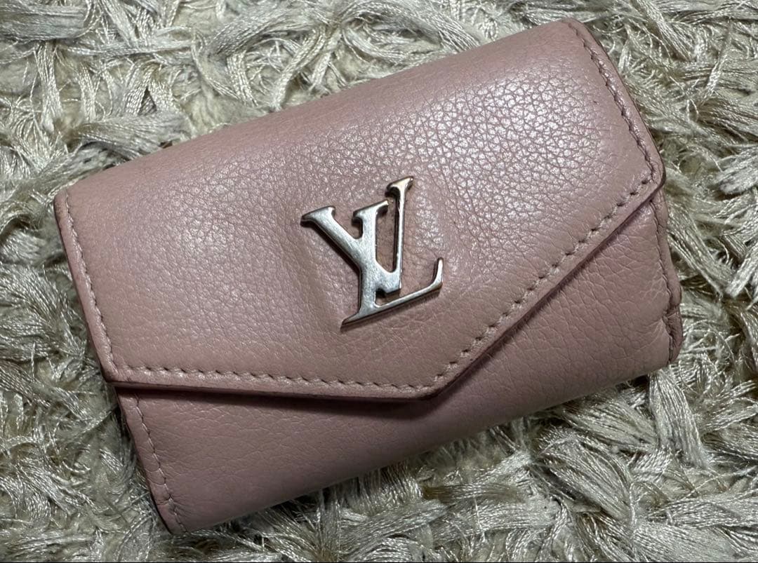 Louis Vuitton ピンク コンパクト財布