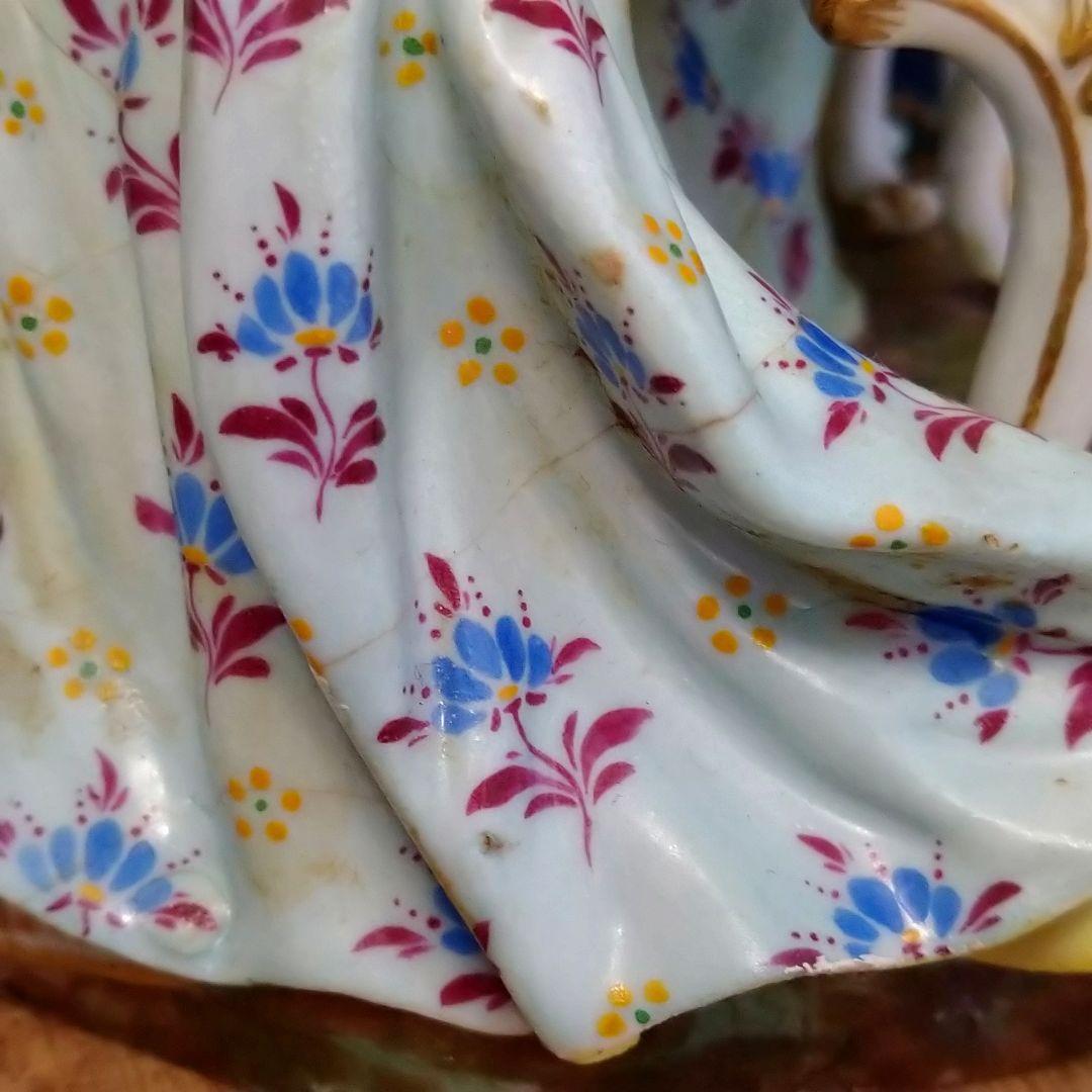 ✤1924年以前マイセン（Meissen）『糸を紡ぐ女性』