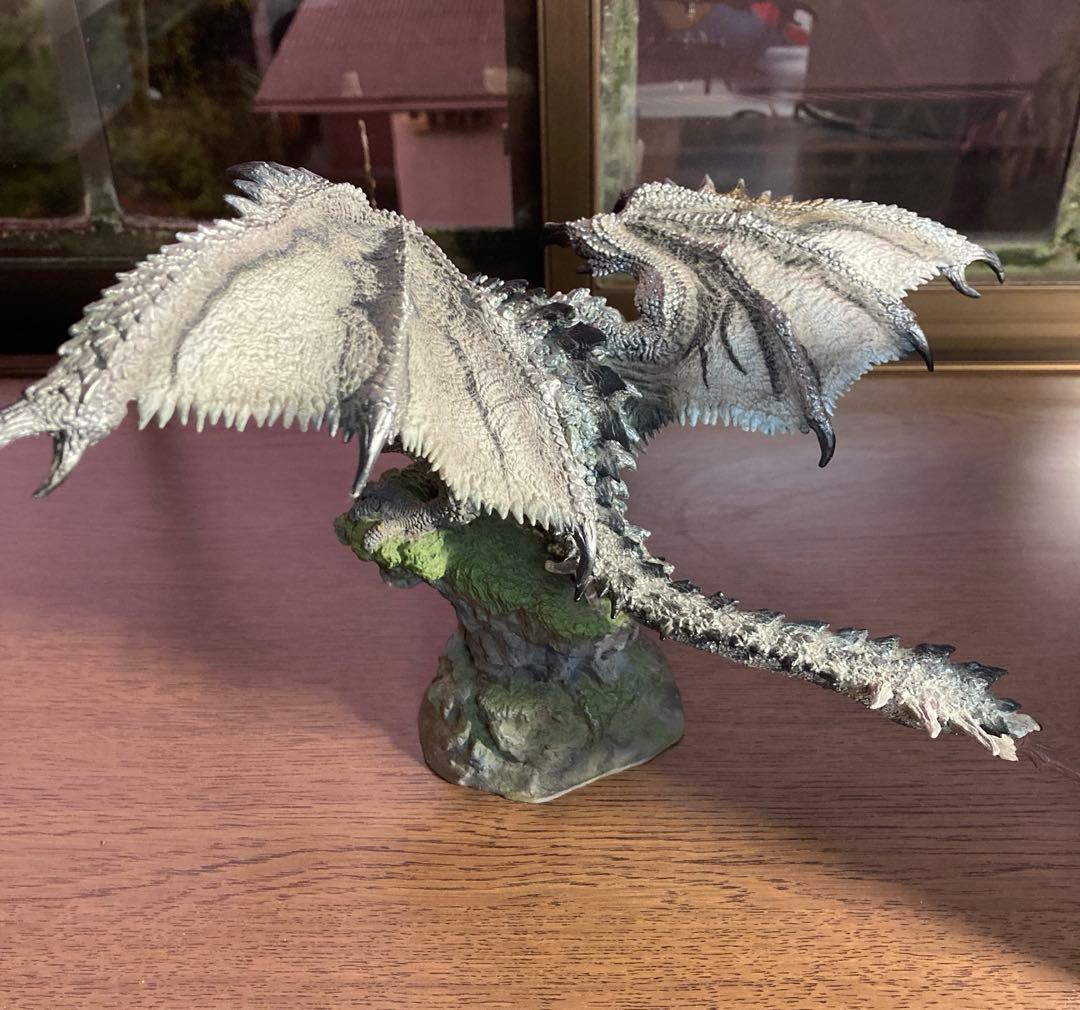 タ*ロ様 カプコンフィギュアビルダー クリエイターズモデル 雷狼竜 ジンオウガ