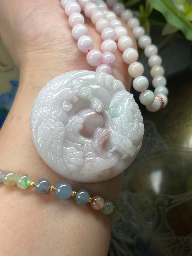 限定１点‼️ミャンマー産A貨翡翠　珍しい桃花ピンク色【龍飛鳳舞】鑑定書付き