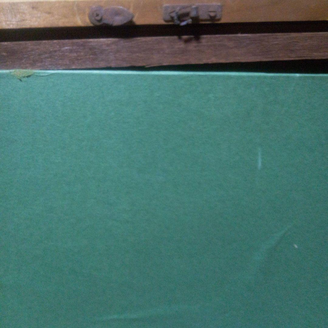 棟方志功の庭前柏樹子絵画