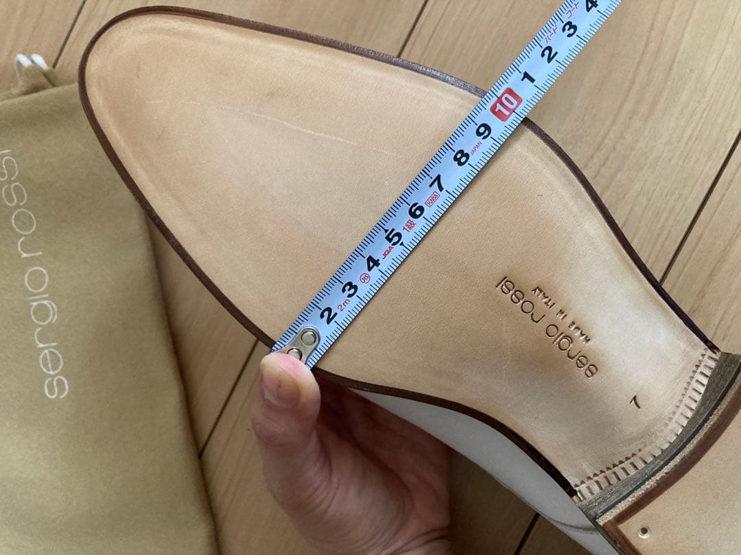 ⭐︎ hts.co.ltd⭐︎ 新品未使用　セルジオロッシ革靴白 Size 7