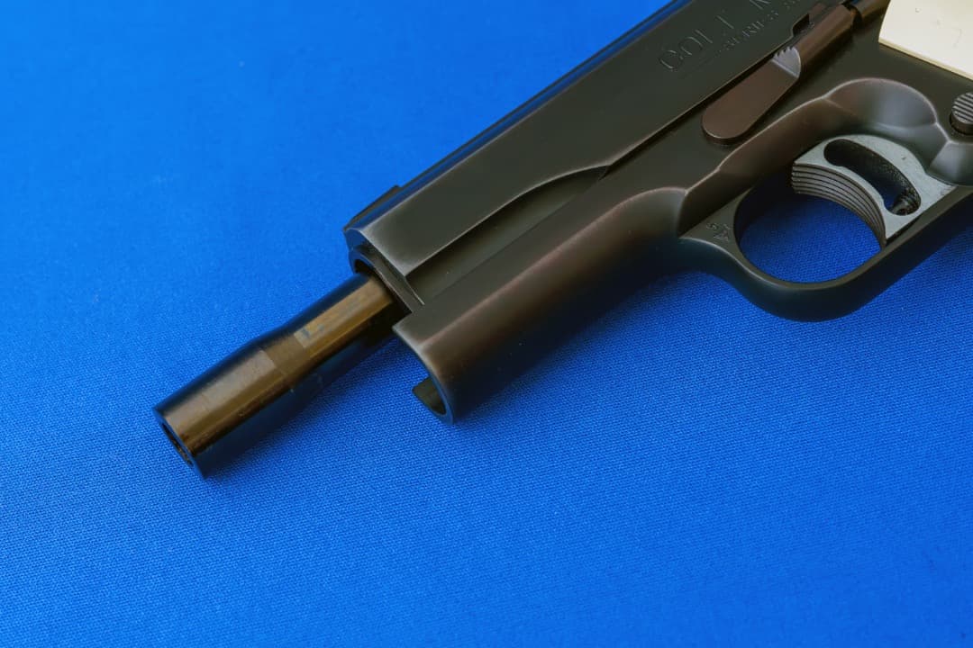 ウェスタンアームズ　コブラカスタム　スチールフィニッシュ