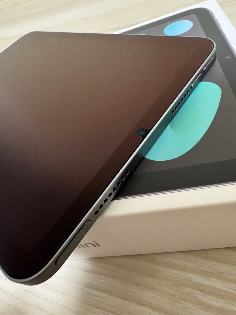 iPad mini 第7世代 Wi-Fi 128GB スペースグレイ フィルム付