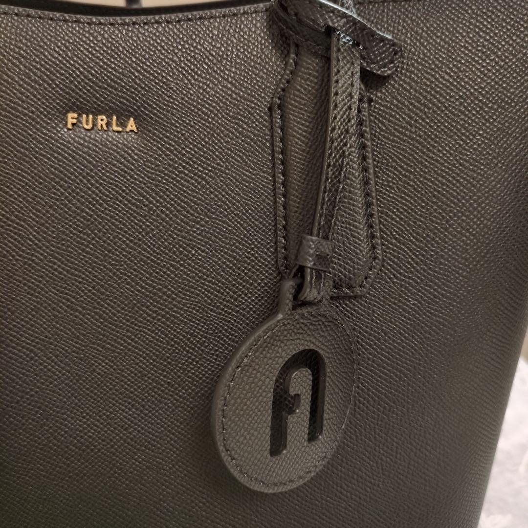 新品未使用✴︎ FURLAトートバッグ