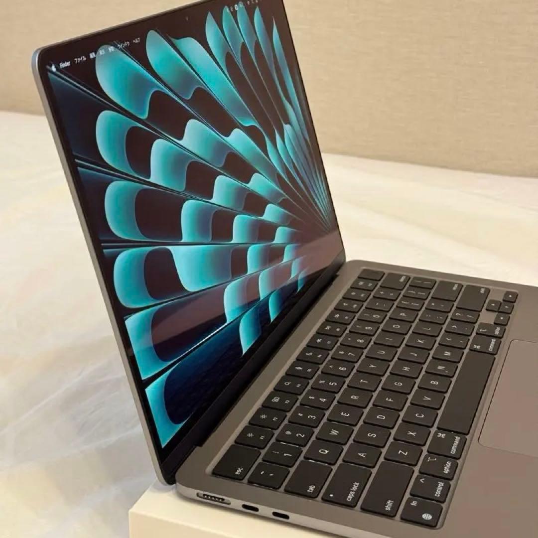 MacBook Air M2 16GB 256GB US配列