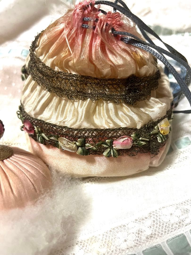 アンティーク　シルク　ミラー付き　パース　小物入れ