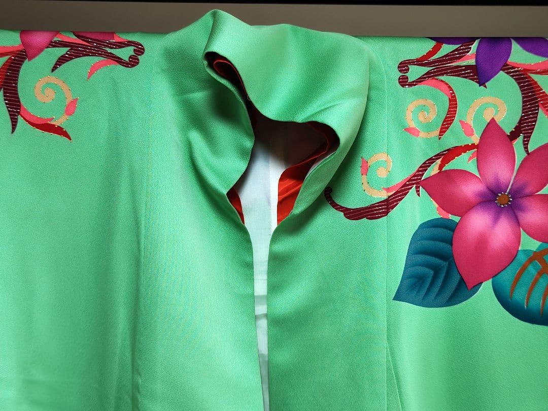 婚礼 花嫁用 大振袖 引き振袖　黄緑色系　結婚式