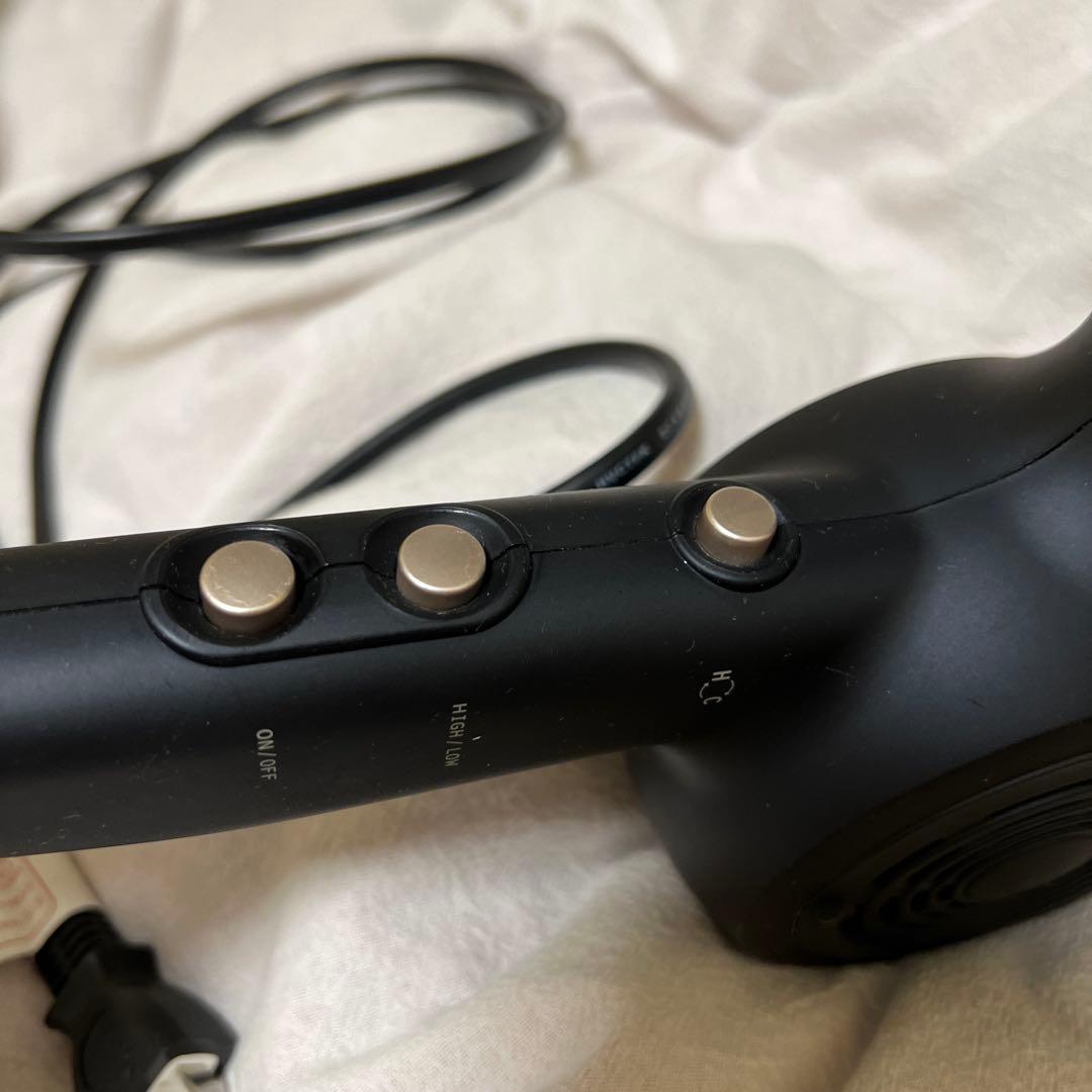 も*も様 ホリスティックキュア　ドライヤー　CCID-P01B