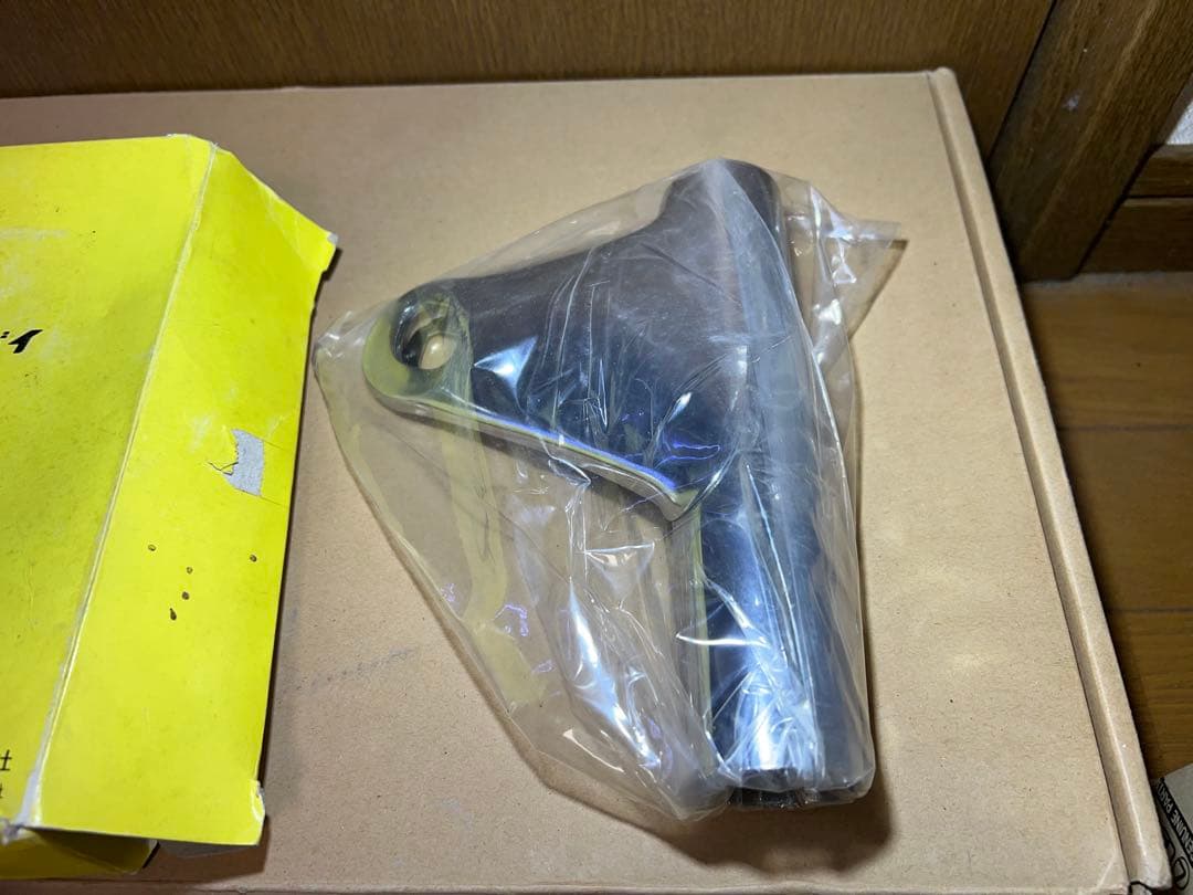 Kawasaki Z650 KZ650 左ヘッドライトステー 純正部品 未使用