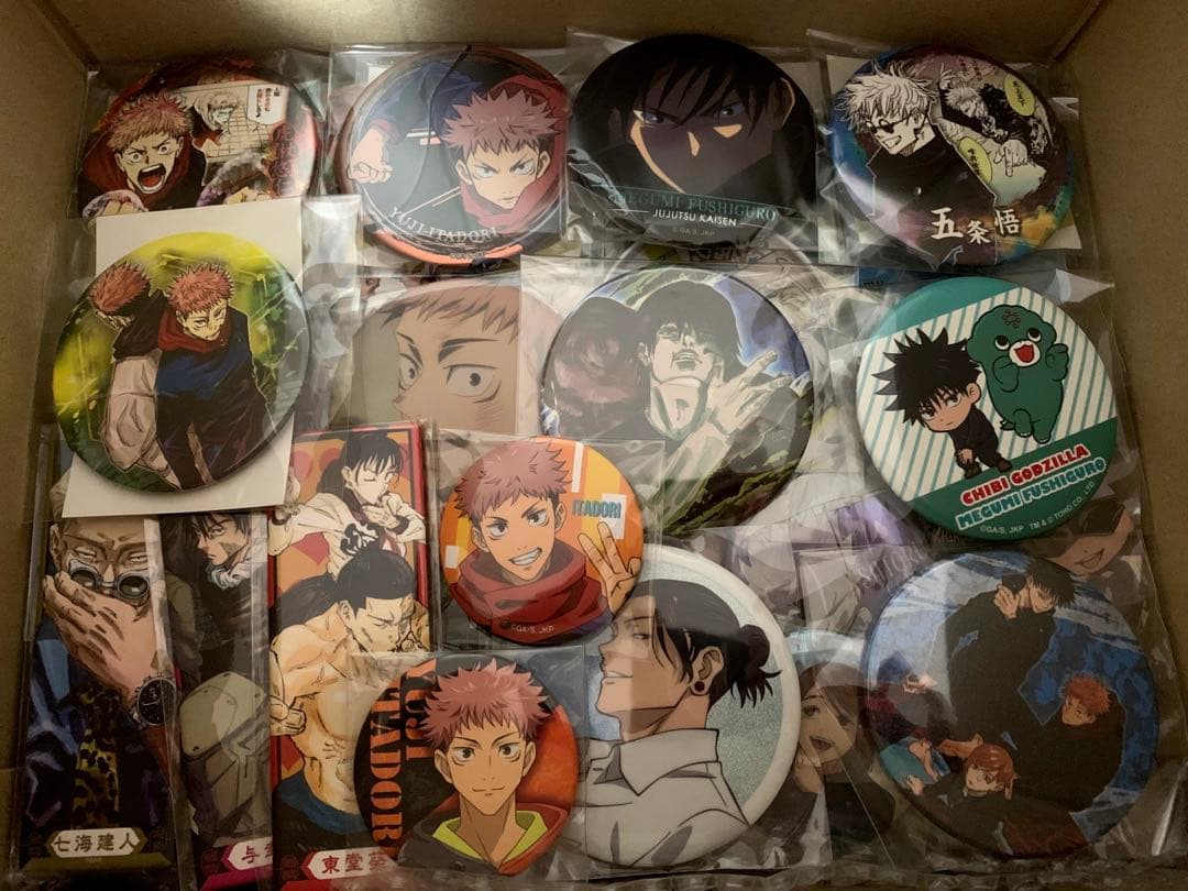 呪術廻戦　240個以上　大量まとめ売り　缶バッジ　アクスタなど