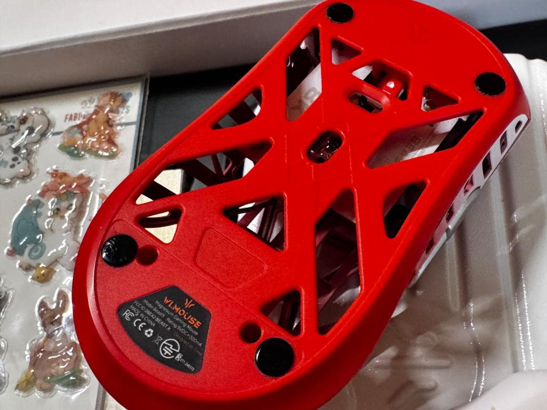 WLmouse Beast X Fabulous beastsコラボモデル