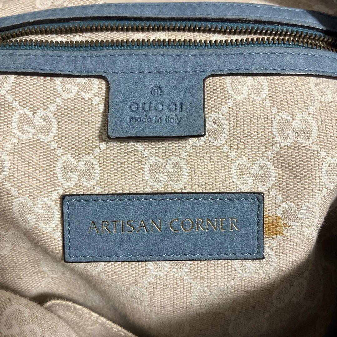 GUCCI レザー ソフトスティラップ A4収納可能