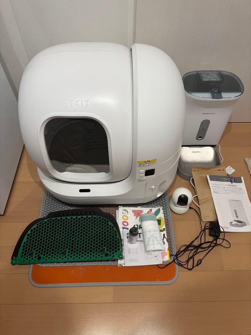 【全自動飼育セット】猫用全自動トイレ、自動餌やり機、見守りカメラ
