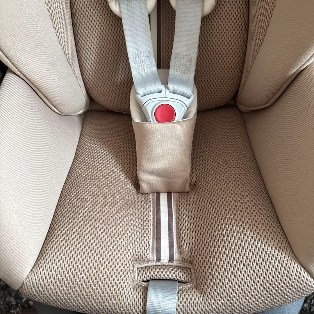 【Carson st.r*さま専用】Cybex チャイルドシート