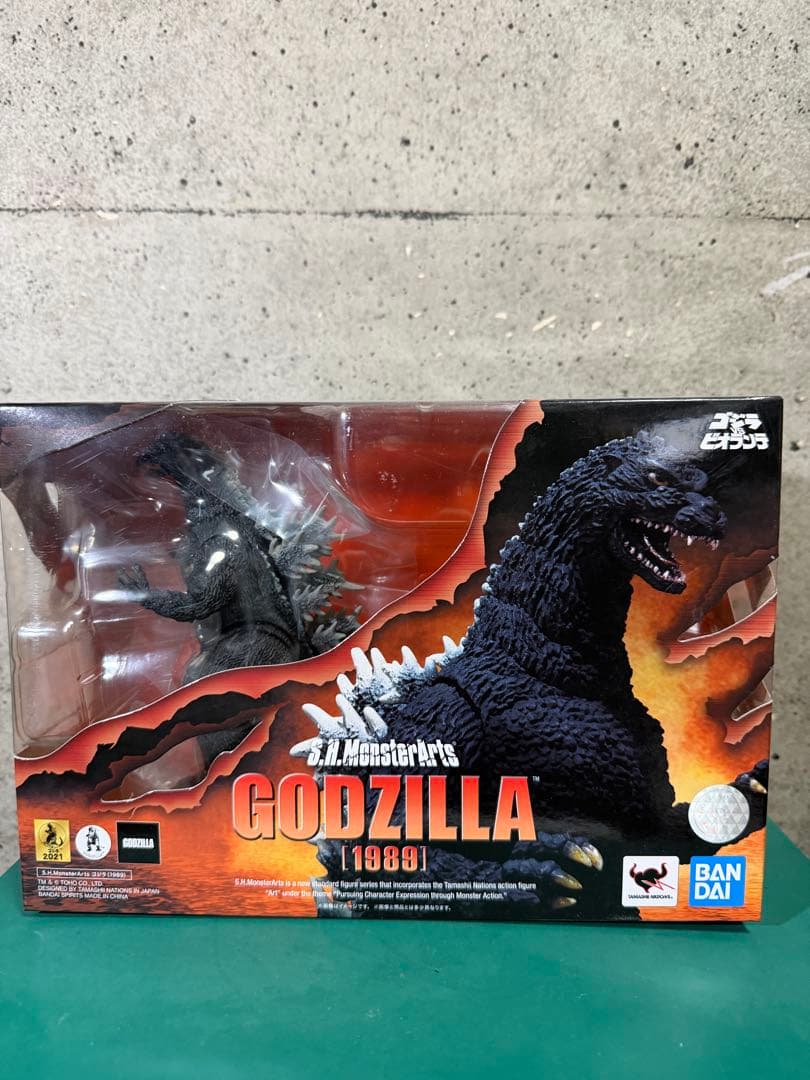 S.H. MonsterArts ゴジラ (1989) フィギュア