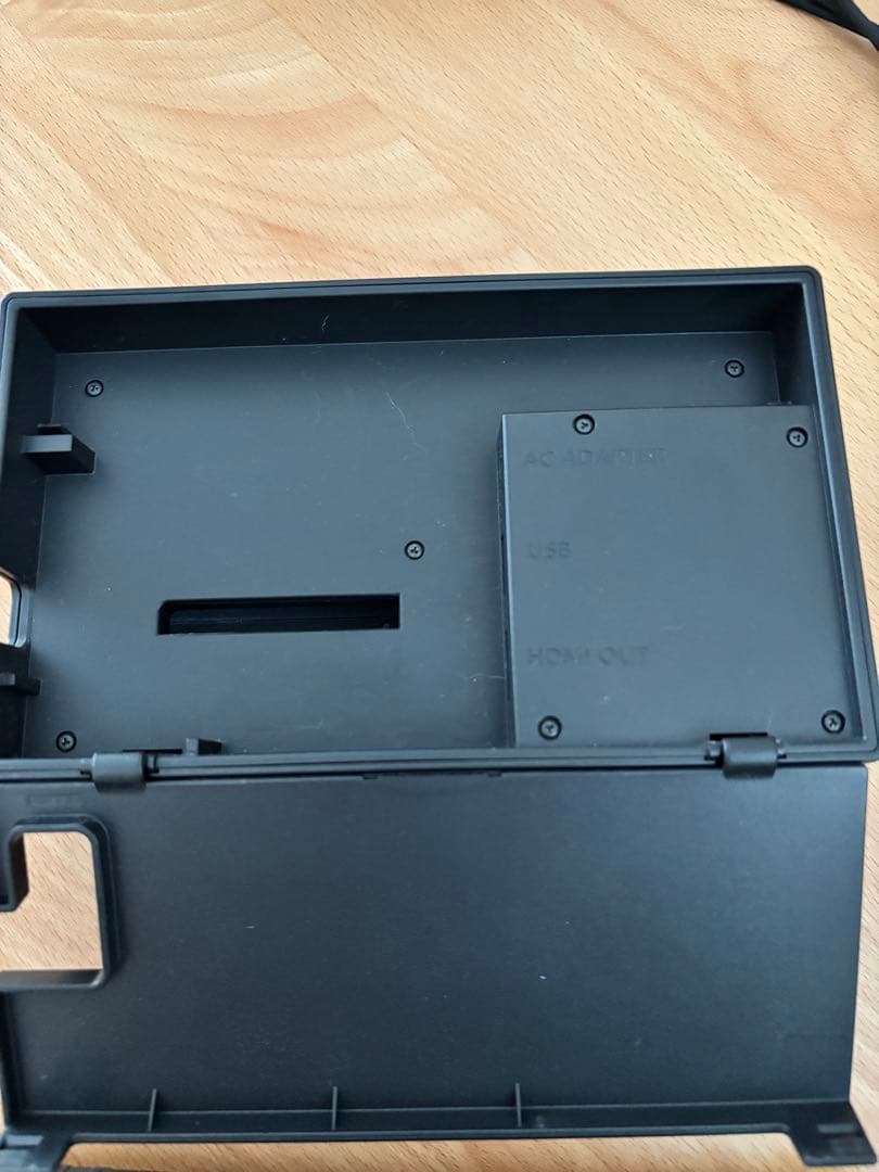 任天堂　Switch スプラ2無し　コントローラー交換マイクロSD128GB付き