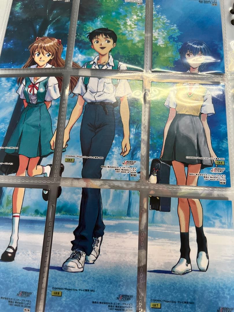 33,000円です。新世紀エヴァンゲリオン トレーディングカードセット